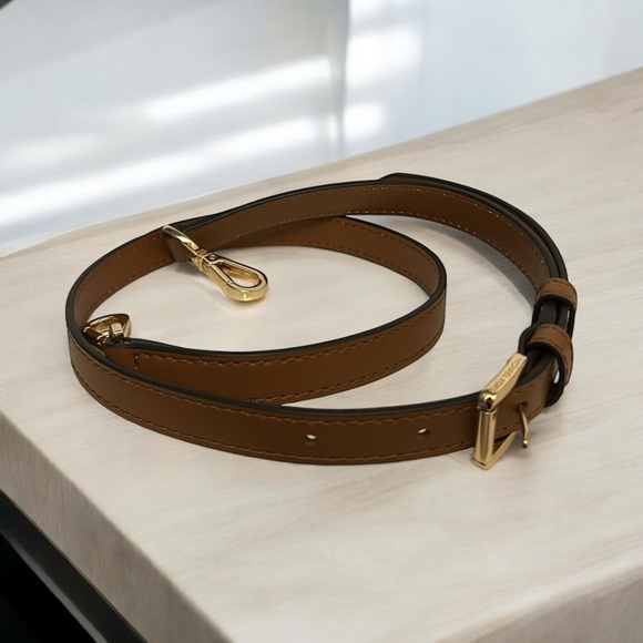 MICHAEL Michael Kors Crossbody Adjustable Strap - Picture 1 of 5